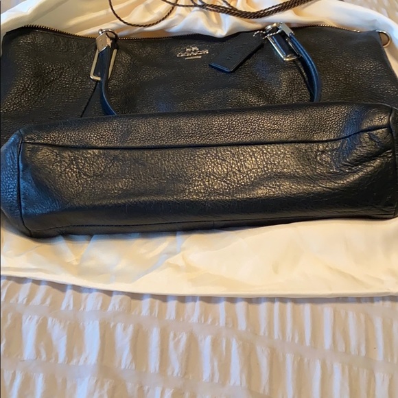 Coach Handbag - Picture 2 of 6